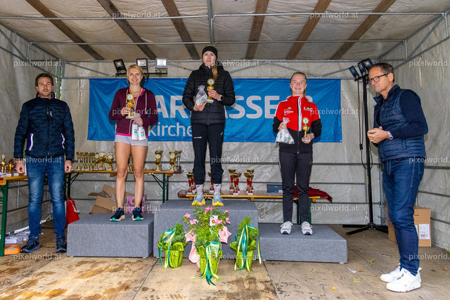 7. Int. Kärnten Marathon 2024 -  Siegerehrung | Bildershop von pixelworld.at - Realisiert mit Pictrs.com