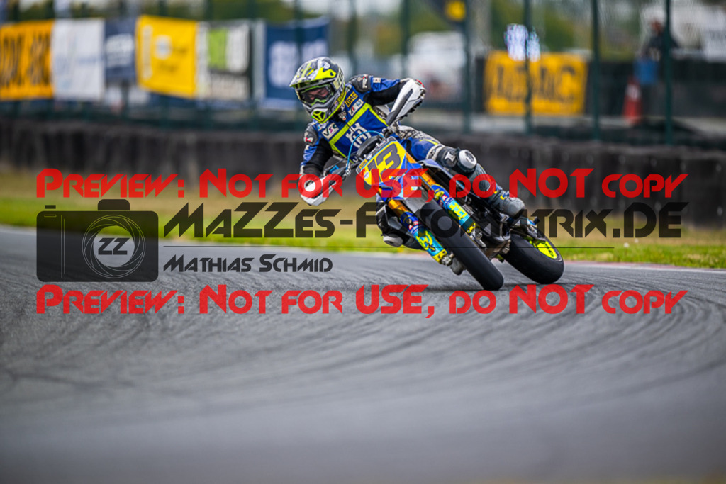 MaZZes_FotoMatrix_231001_3766 | S1