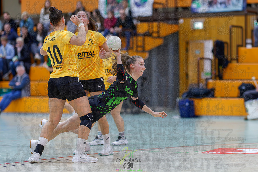 Frauen Oberliga Mitte (HHV); HSG Kleenheim/Langgöns II - HSG Eibelshausen/Ewersbach | Frauen Oberliga Mitte (HHV); HSG Kleenheim/Langgöns II - HSG Eibelshausen/Ewersbach am 01.11.2025 in Oberkleen (Weidig-Halle)Photo © 2025 - Jörg Heinrich - Realisiert mit Pictrs.com