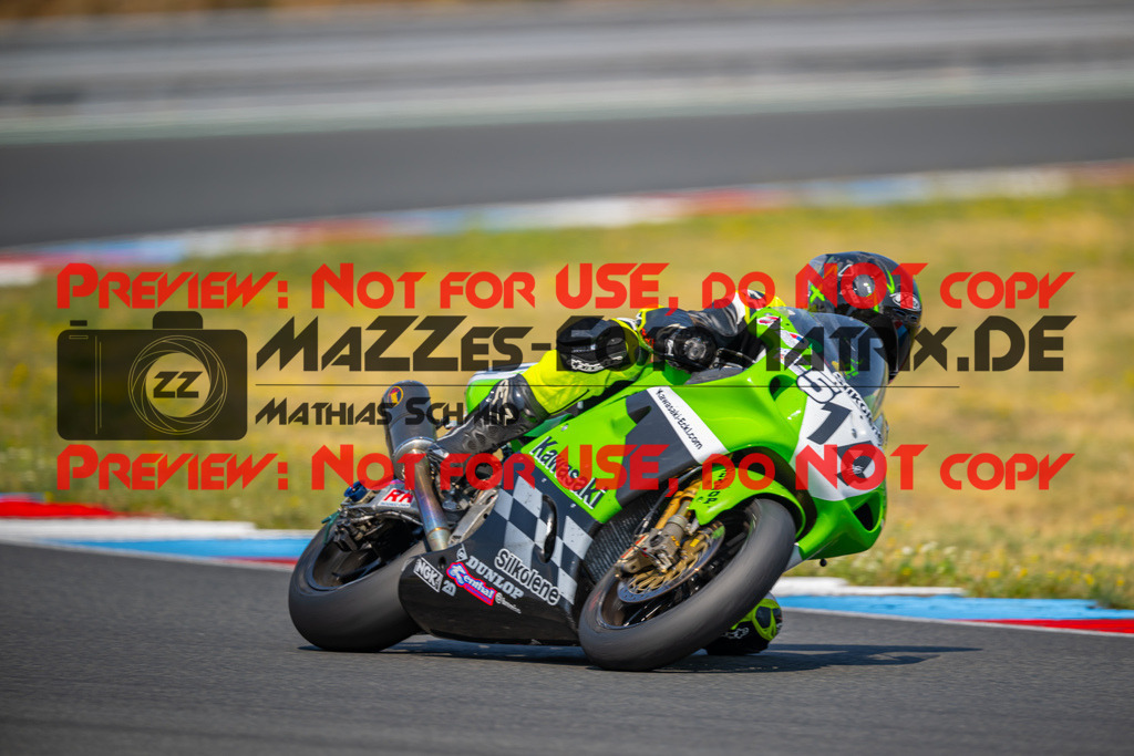 MaZZes-Fotomatrix-20260805-528356 | OPEN