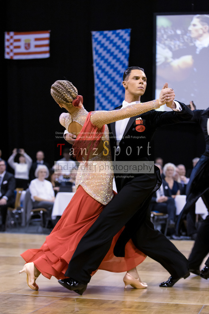 20241102_DM_HGR_Std_16214 | Tanzsportbilder, Standardtanz, Lateintanz, WDSF, DTV, LTVB, dancecomp, goc, hessen tanzt, blaues band der spree, walzer, tango, wiener walzer, slowfox, quickstepp, samba, rumba, cha-cha-cha, paso doble. jive, hd-kroft photography, turniertanzsport