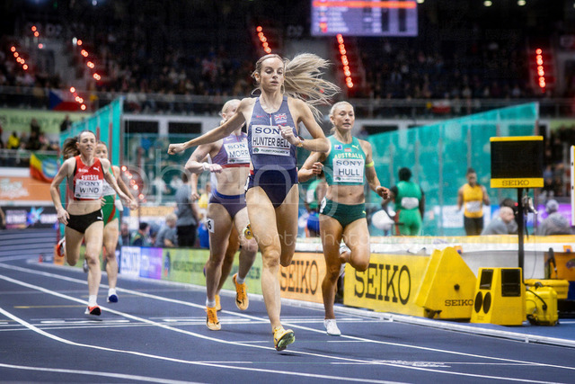 World Athletics Indoor Championships Kujawy Pomorze 26, 20.03.2026 | TORUN, POLAND - MARCH 20:  Georgia HUNTER BELL (GBR) competes in the women's 1500m during the World Athletics Indoor Championships Kujawy Pomorze 26 on day 1 / session 2 at Kujawsko-Pomorska Arena Torun on March 20, 2026 in Torun, Poland. 