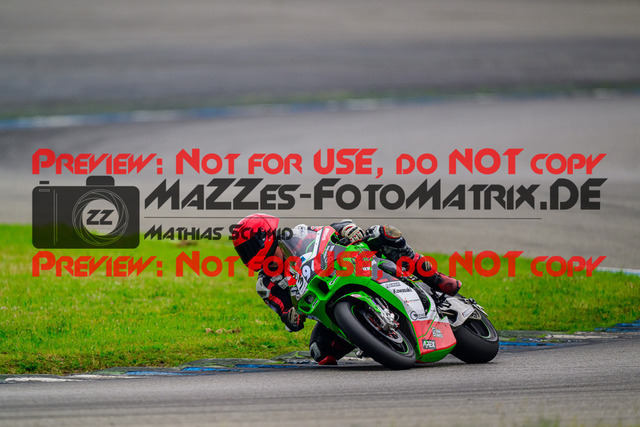 MaZZes_FotoMatrix_240521_6007705_3262 | WEISS