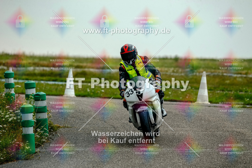 Chambley Juli-1700 | Hier findet Ihr Bilder von Touristenfahrten auf der Nürburgring Nordschleife oder von anderen Veranstaltungen die ich besucht habe. Viel Spass beim Durch Schauen 