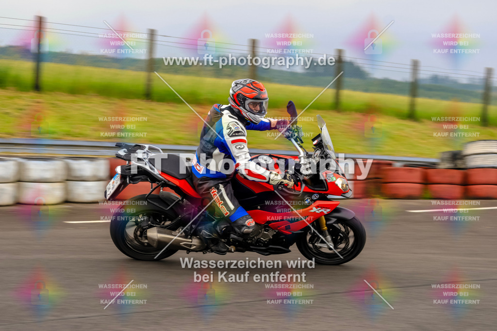 OBK-5549 | Hier findet Ihr Bilder von Touristenfahrten auf der Nürburgring Nordschleife oder von anderen Veranstaltungen die ich besucht habe. Viel Spass beim Durch Schauen 