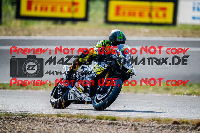 MaZZes_FotoMatrix_220722_9987 | PRO SUPERSTOCK