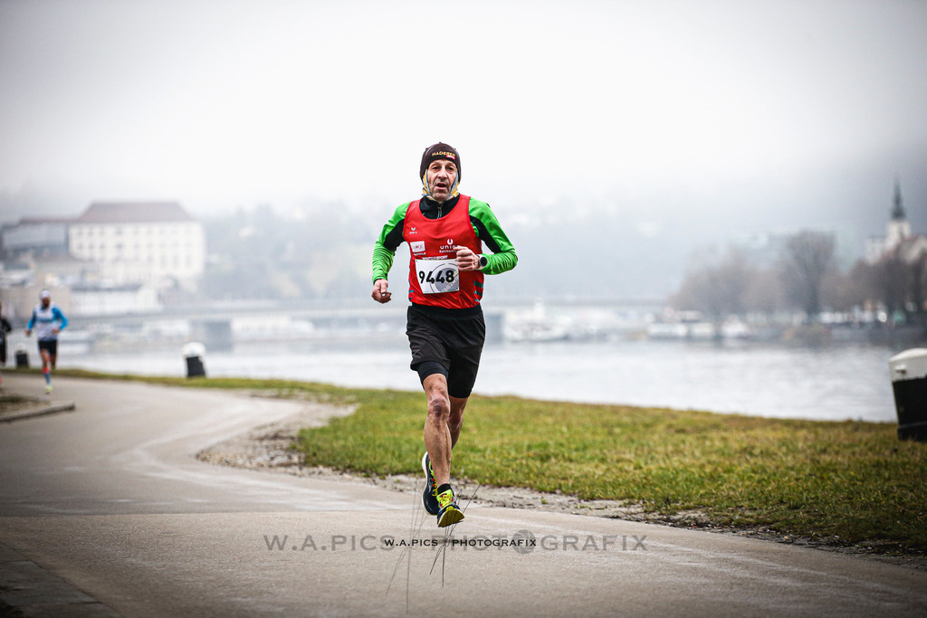 ..... | Linz, AUSTRIA,14. Dezember 25, ALOHA WINTERLAUF DEZEMBER 25 , Image shows: Photo: WAPICS / Andreas Willdoner