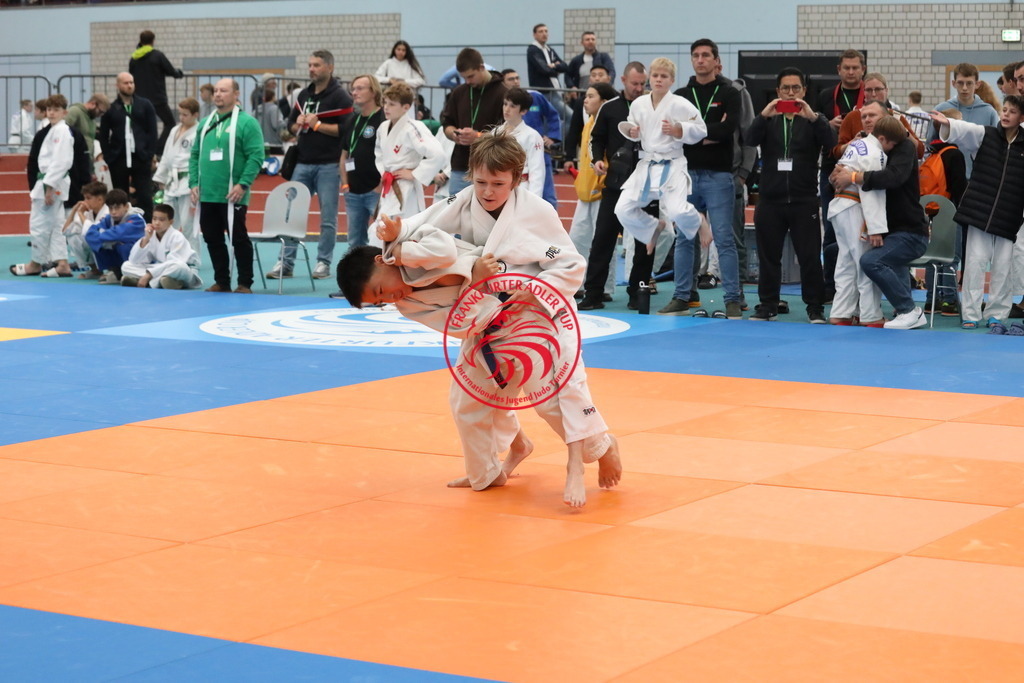 1J7A2955 | Fotos vom Adler Cup - Pictures from Adler Cup

Hier findet Ihr alle Eindrücke und großen Momente der Adler Cup Wochenenden. Here you will find all impressions and great moments of the Adler Cup weekends. - Realisiert mit Pictrs.com