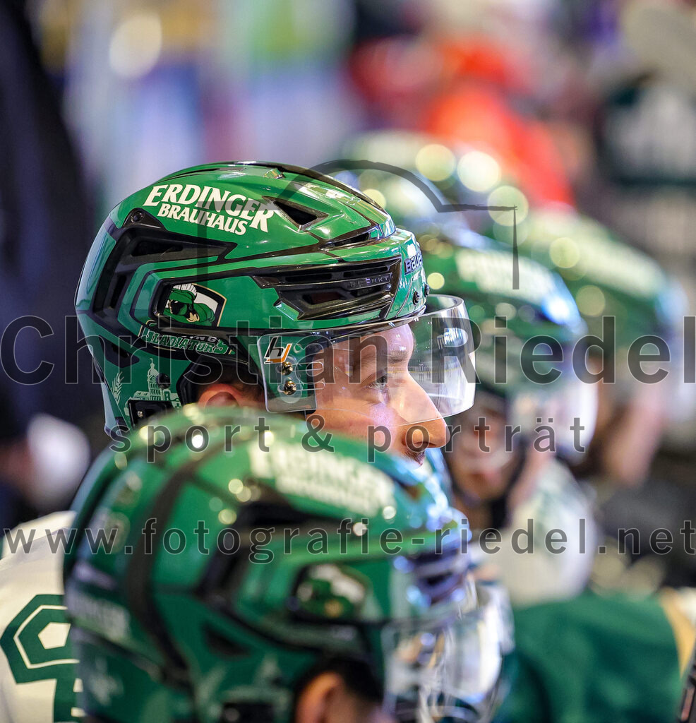 2025-09-14_011_TSV_Erding_gegen_EC_Peiting | Erding, Deutschland, 14.09.2025:Eishockey, Oberliga Süd 2025 / 2026, Testspiel, TSV Erding gegen EC Peiting, Endergebnis: 2:3Foto: Christian Riedel / fotografie-riedel.net
