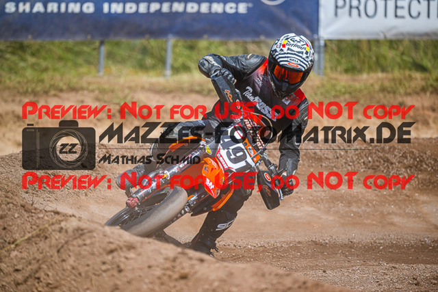 MaZZes_FotoMatrix_220619_2073 | S2