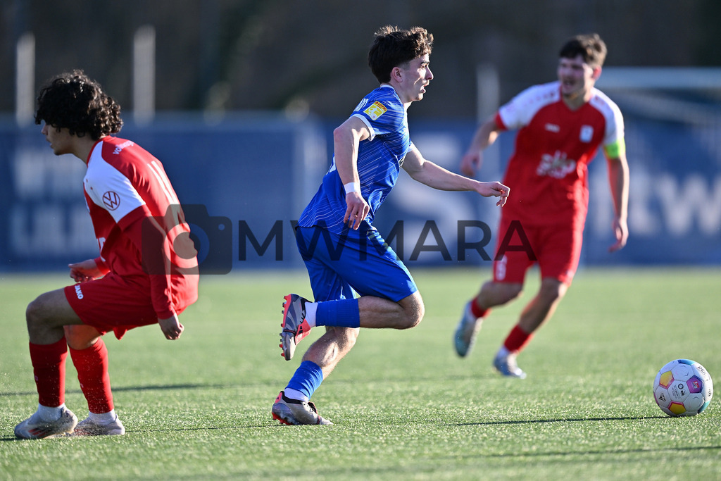 250305_EP__2262 | MWMARA - Realisiert mit Pictrs.com