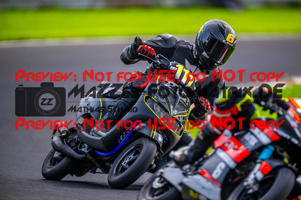 MaZZes_FotoMatrix_230824_0747 | Fotograf Mathias Schmid
Sportfotograf,
Eventfotograf,
Hochzeitsfotograf,
Portraitfotograf