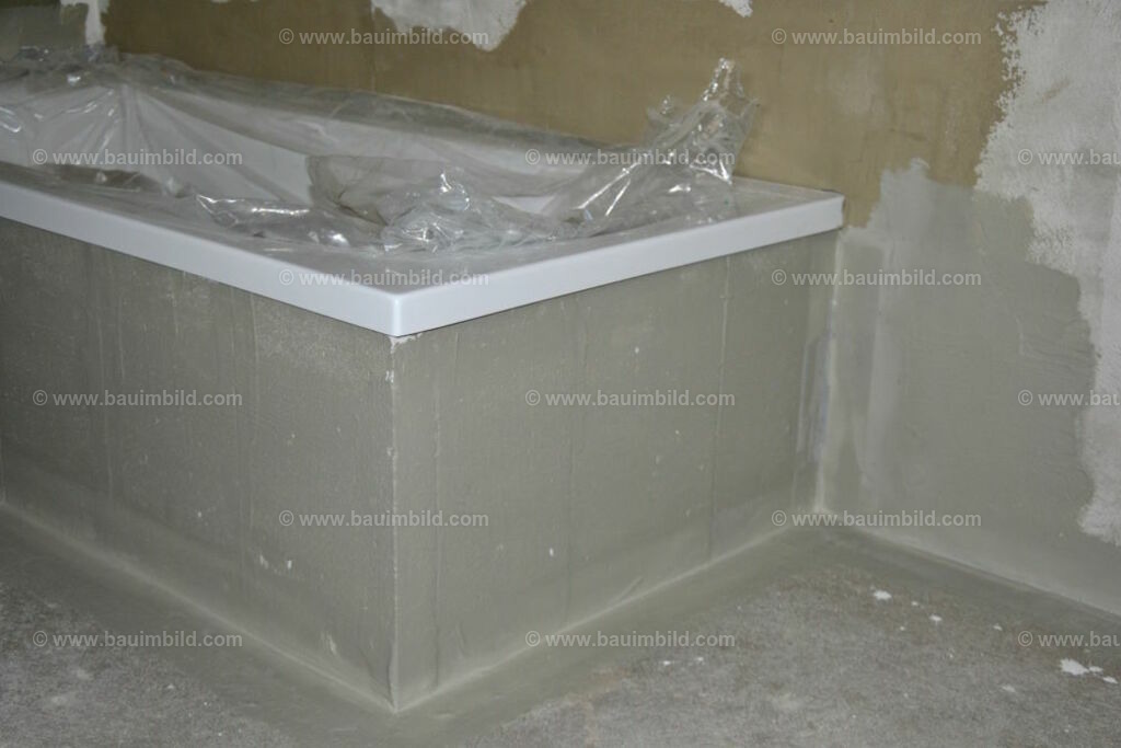 bib-lg21-fliesenlegerarbeiten-0026 | Nach LV-Leistungsgruppen sortierte Detailfotos über den Bau eines Hauses. Alle Hausbau-Bilder direkt vom Urheber und Autor der Website Haus-Selber-Bauen.com