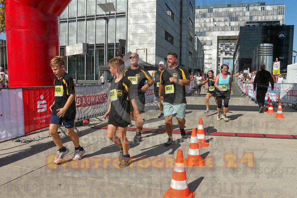 240921_1338_EX1_2588 | Sportfotografie im Rhein-Sieg Kreis, Köln, Bonn, NRW, Rheinland Pfalz, Hessen, etc. Unser Tätigkeitsfeld umfasst den Laufsport vom Volkslauf über den Marathon, Duathlon, Triathon bis zum Ultralauf wie Kölnpfad Ultra oder Schindertrail.