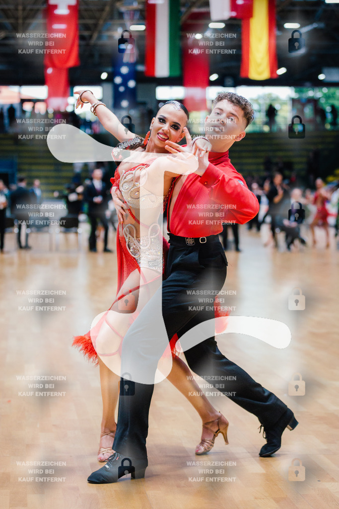 Hessen Tanzt WDSF Open Youth Latin 11th (40) Valeriy Koychev _ Ivana Kirova (Bulgaria)-2025-05-17-1170 | Webshop for digital downloads and prints of dance sport, event & show photographer Julian Link - Realisiert mit Pictrs.com