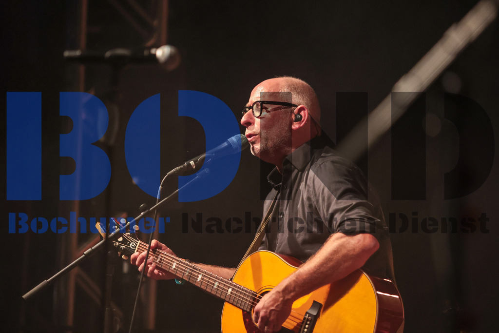 SES_GEBZFR20250828-34 | bond - Realisiert mit Pictrs.com