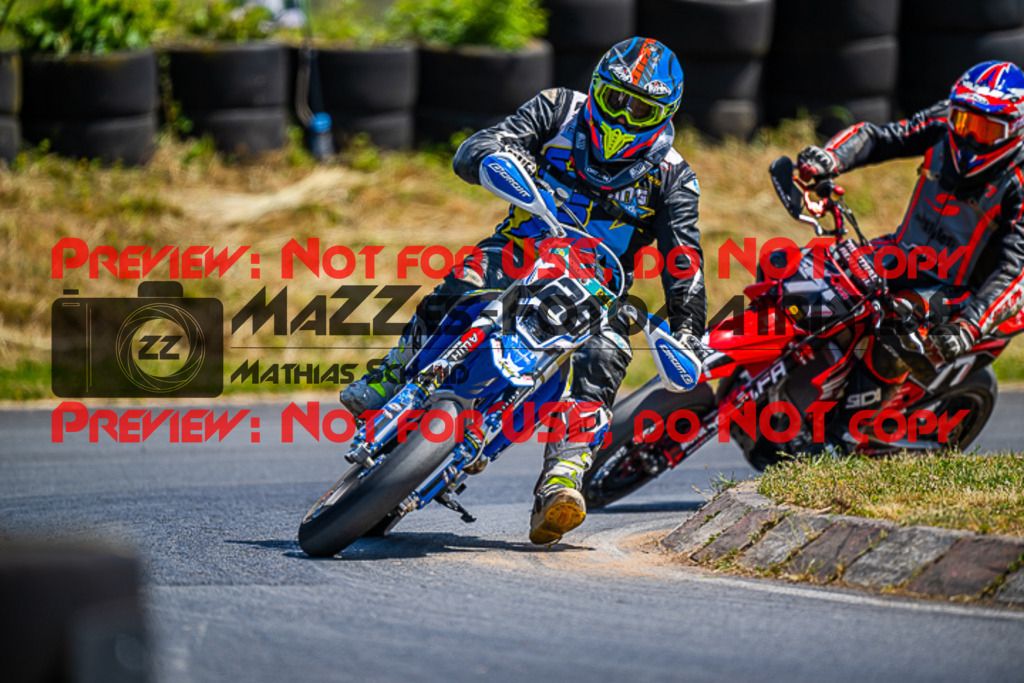 MaZZes_FotoMatrix_220529_8854 | Fotograf Mathias Schmid
Sportfotograf,
Eventfotograf,
Hochzeitsfotograf,
Portraitfotograf