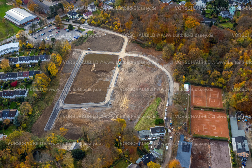 Hagen251101582 | Luftbild, Reihenhaus-Wohnsiedlung Mallnitzer Straße und Marktplatz, Baustelle ehemaliger Lohesportplatz für Wohnhäuser Neubau, Emst, Hagen, Ruhrgebiet, Nordrhein-Westfalen, Deutschland