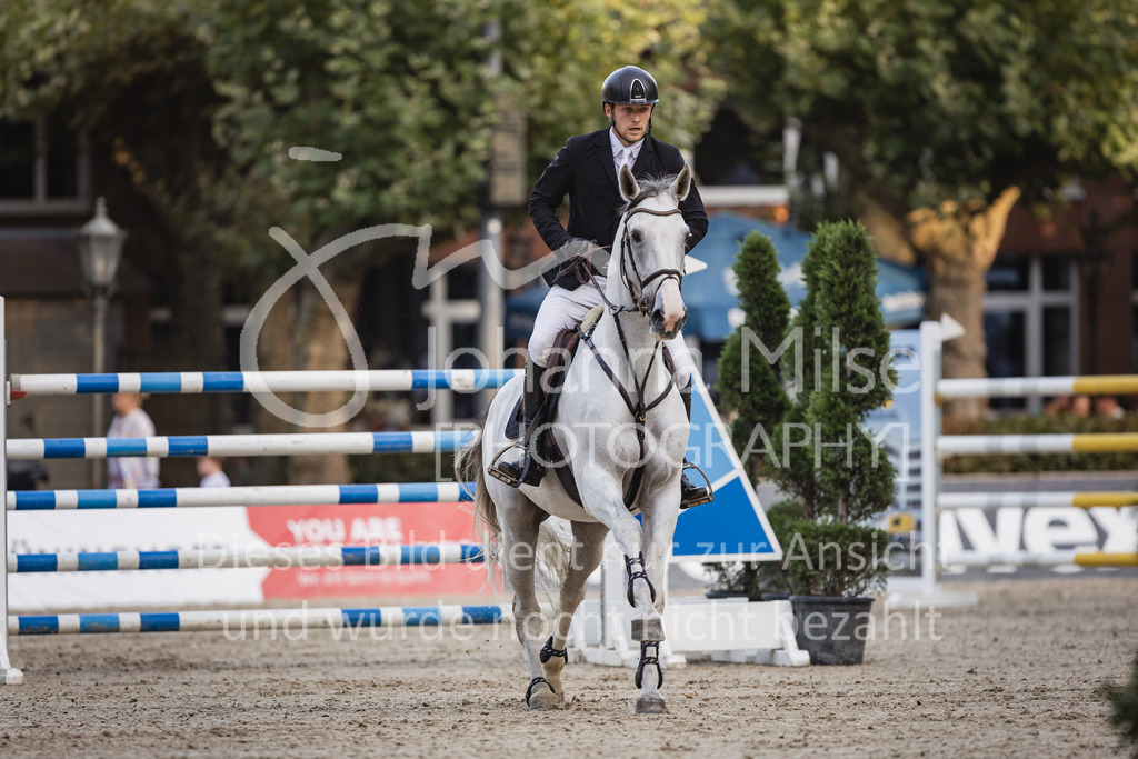 230909_OWLCh_Championat-585 | Deine schönsten Turniermomente als professionelle Fotos! Entdecke hochwertige Pferdesport-Fotografie im Online-Shop. Jetzt Fotos finden & bestellen!