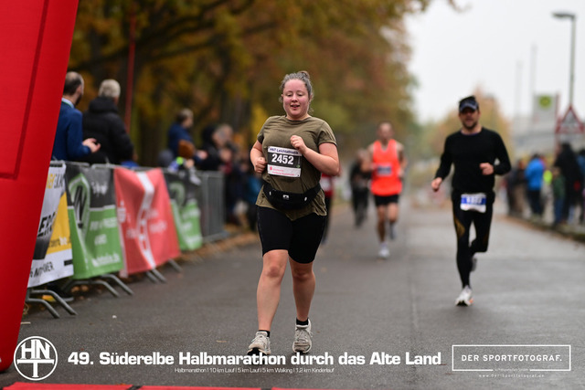 Süderelbe Halbmarathon 2025 I 09.11.2025 I Fotograf_DerSportfotograf.I 00661 | Der Sportfotograf. - Realisiert mit Pictrs.com