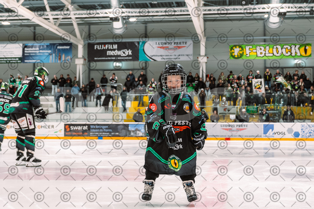 Alligators_vs_Peiting_25_11_2025-24 | Höchstadt Alligators Fotogalerie: Eishockey-Action aus Franken. Professionelle Spielfotos, Portraits & Stadionbilder zum Download. Jetzt entdecken! - Realisiert mit Pictrs.com