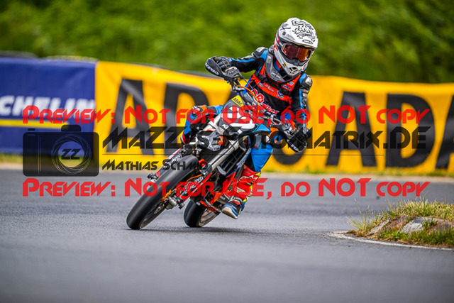 MaZZes_FotoMatrix_220529_7310 | Fotograf Mathias Schmid
Sportfotograf,
Eventfotograf,
Hochzeitsfotograf,
Portraitfotograf