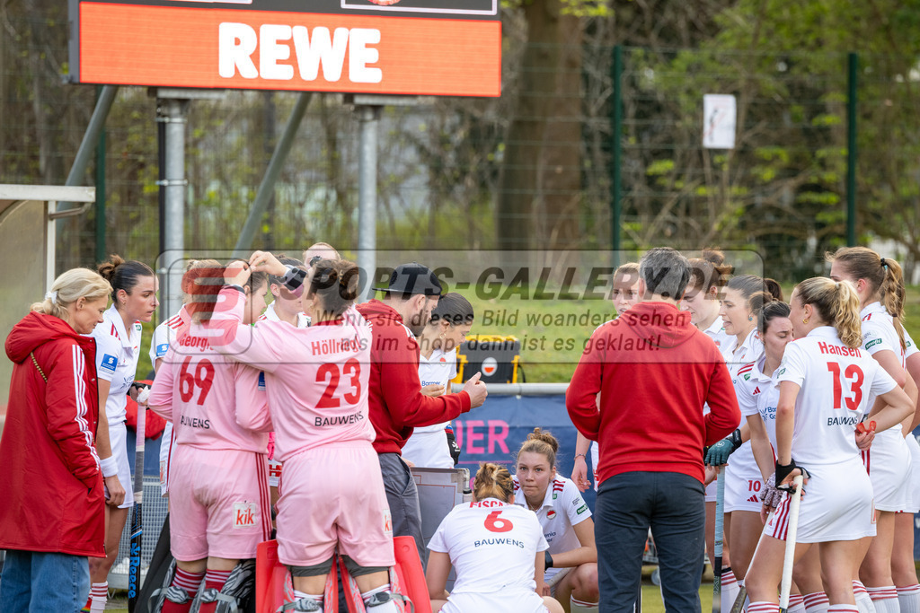 SFE_20260321_0104 | Köln, Deutschland, 21.03.26: Feldhockey 1. Bundesliga Damen zwischen Rot-Weiss Köln - Bremer HC im REWE Sportpark am 21.03.2026 in Köln, Deutschland. (Foto von Stephan Fehrmann)Köln, Germany, 21.03.26: Feldhockey 1. Bundesliga Damen between Rot-Weiss Köln - Bremer HC in REWE Sportpark at 21.03.2026 in Köln, Deutschland. (Foto from Stephan Fehrmann)