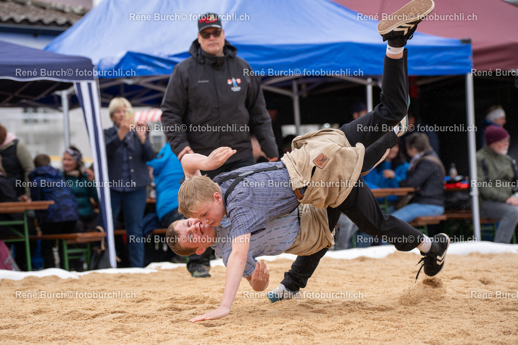 BUR07439 | René Burch leidenschaftlicher Fotograf aus Kerns in Obwalden.  Hier finden sie Sport, Landschaft und Natur Fotografie.
 - Realisiert mit Pictrs.com