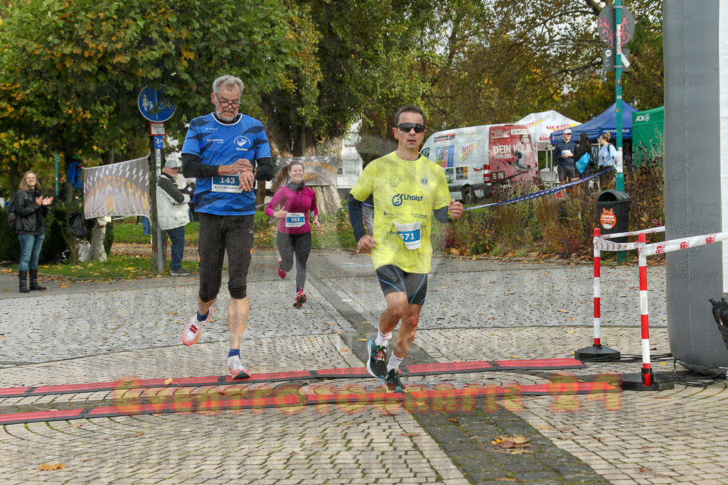 241020_1011_EX1_8011 | Sportfotografie im Rhein-Sieg Kreis, Köln, Bonn, NRW, Rheinland Pfalz, Hessen, etc. Unser Tätigkeitsfeld umfasst den Laufsport vom Volkslauf über den Marathon, Duathlon, Triathon bis zum Ultralauf wie Kölnpfad Ultra oder Schindertrail.