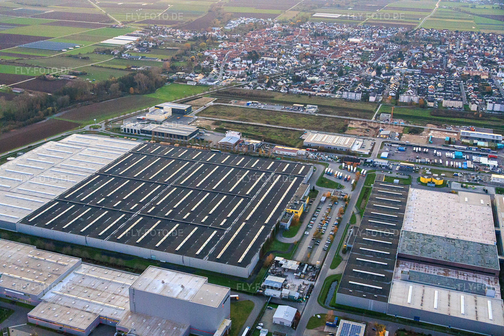 Luftbild: Industriegebiet Interpark in Offenbach an der Queich im Bundesland Rheinland-Pfalz in Deutschland. Foto: IMG_151482.jpg vom 18.11.2025 durch Werner Riehm/FLY-FOTO.de