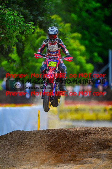 MaZZes_FotoMatrix_240817_6007705_8626 | S2