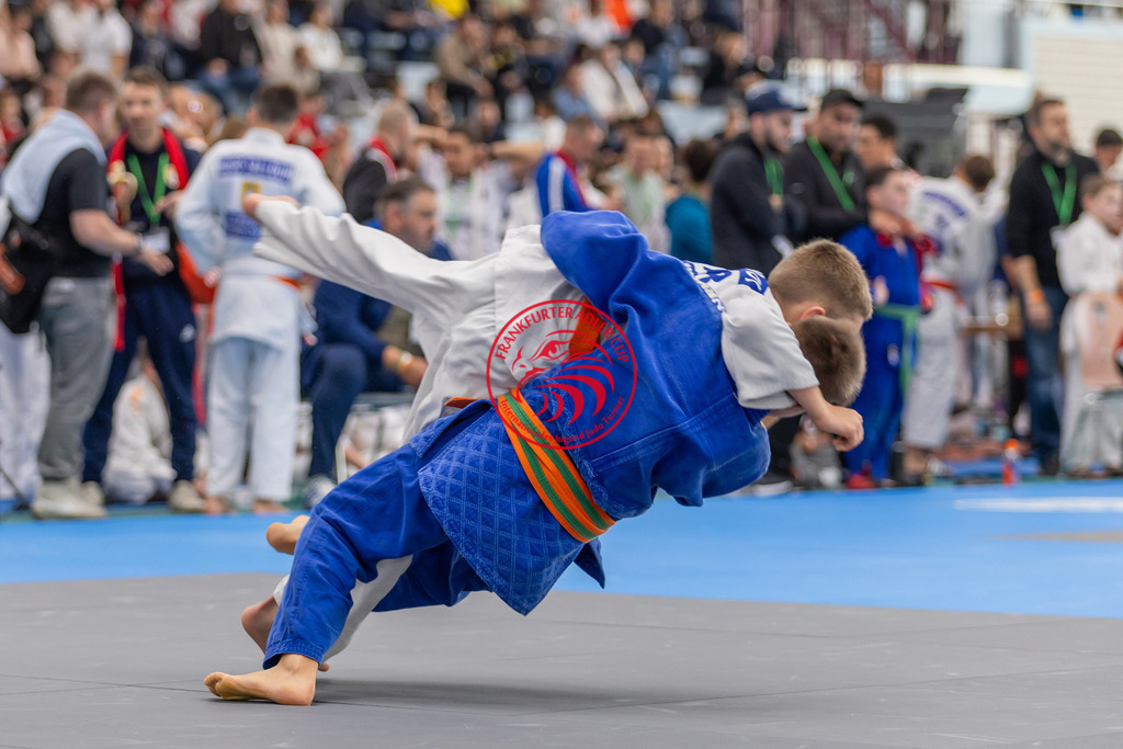 Internationaler Adler Cup 2024 | Foto vom Internationalen Adler Cup Judo Turnier im Sport- und Freizeitzentrum Kalbach im Oktober 2024 - Realisiert mit Pictrs.com