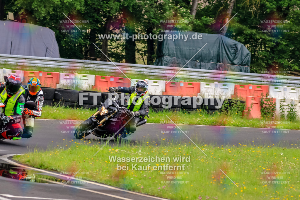 VBK-6611 | Hier findet Ihr Bilder von Touristenfahrten auf der Nürburgring Nordschleife oder von anderen Veranstaltungen die ich besucht habe. Viel Spass beim Durch Schauen 