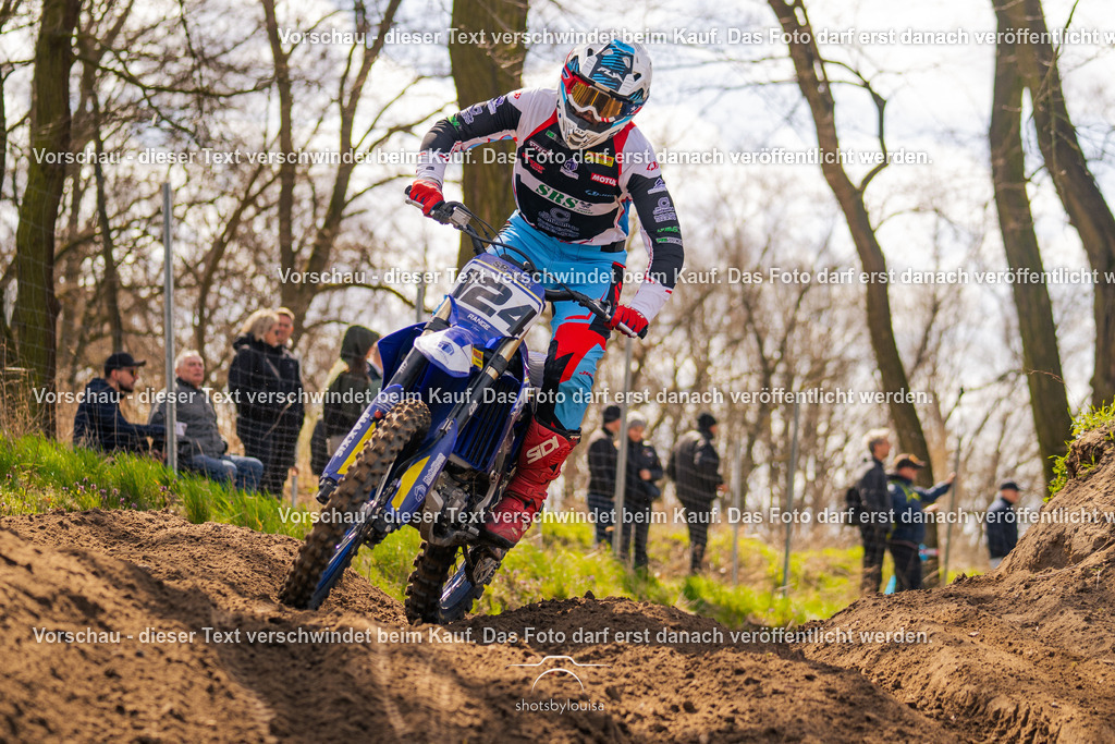 20260406_MSCHänchen-9504 | Sportfotografin aus Berlin-Brandenburg mit Fokus auf Motocross. Ich halte deine sportliche Leistung und echte Emotionen auf und neben der Strecke professionell fest. Entdecke die Fotos von deinem Rennen und bestelle sie direkt hier im Shop.