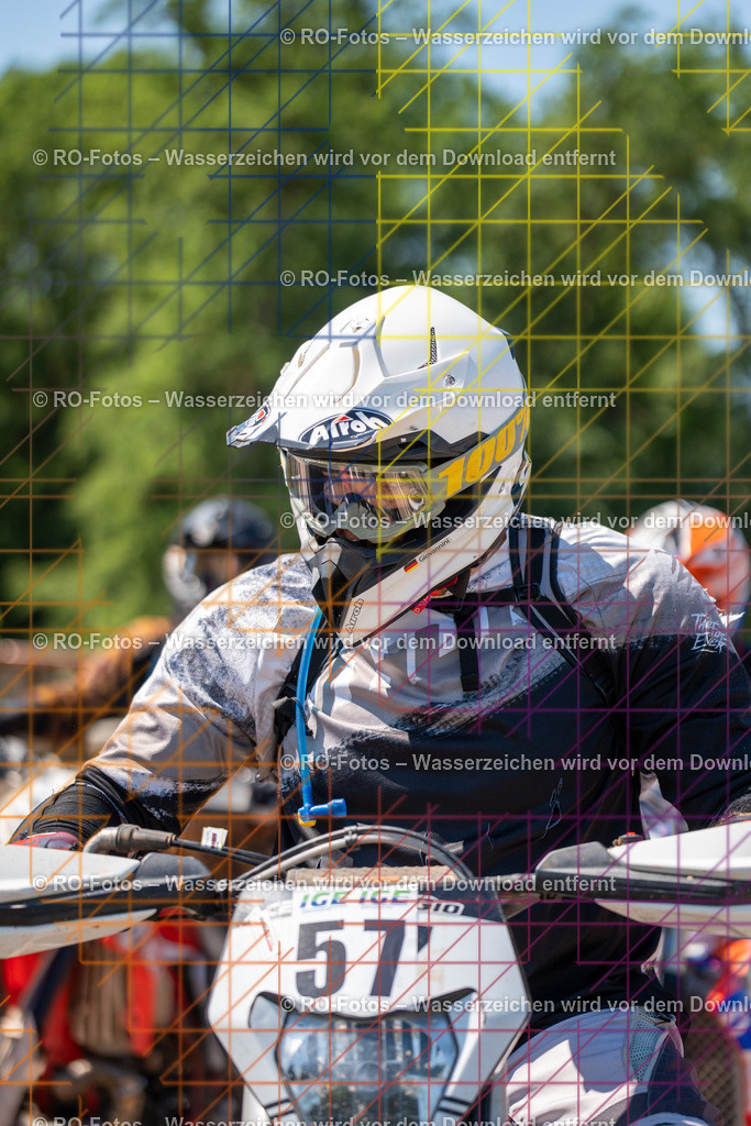 1 Lauf Schlüchtern IGE 2026-116 | Sportfotografie von RO-Fotos: Motorsport, Motocross, Enduro, Laufveranstaltungen und Triathlon. Professionelle Fotos von Sportlern und Events. - Realisiert mit Pictrs.com