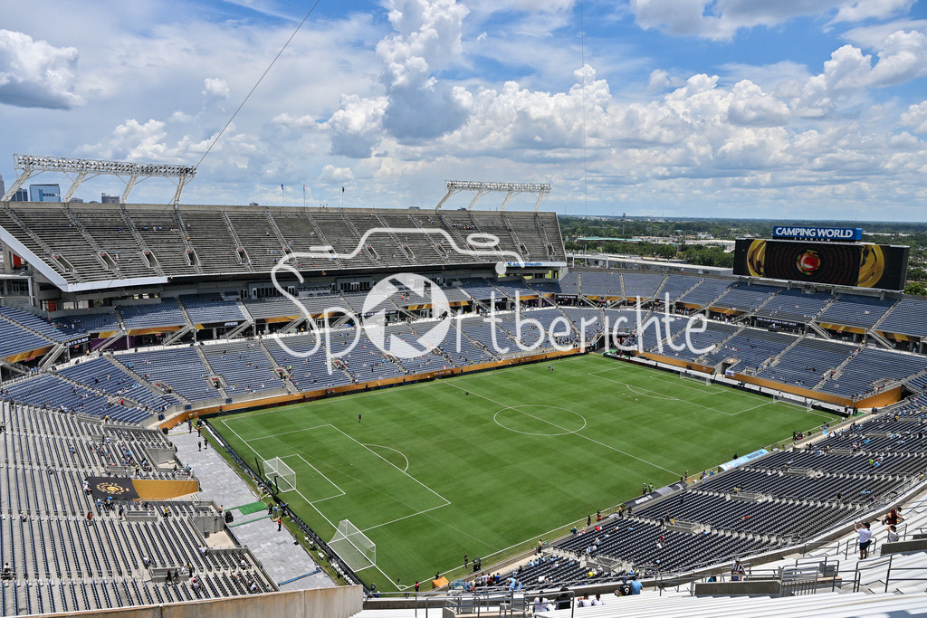 Juventus Turin - Manchester City | Im Camping Word Stadium von Orlando - Forlirda findet heute am dritten Spieltag der Vorrunde der Club WM in Amerika das Spiel zwischen Juventus und Mancity statt / Symbolbild / Stadionfoto / Stadionbild / FIFA Club World Cup: Juventus Turin - Manchester City, Camping World Stadium am 26.06.2025 / NOT FOR SALE IN USA