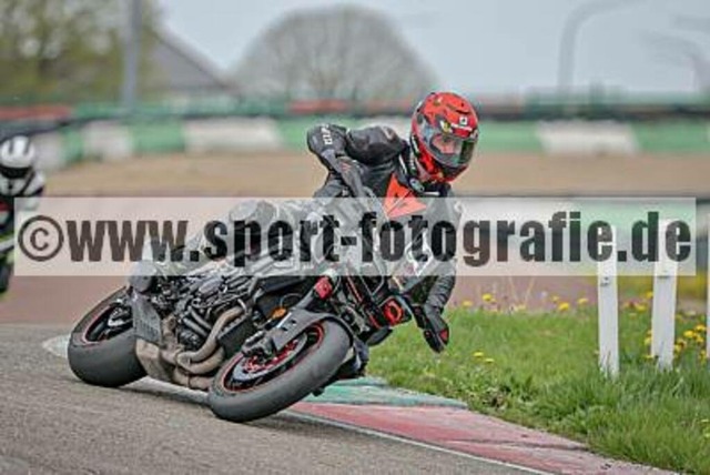 spof8046 | Professionelle Fotos von Sportveranstaltungen, aber auch Hochzeiten und anderen Events. - Realisiert mit Pictrs.com