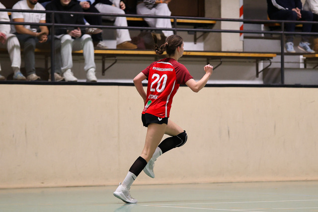 Handball I Damen I Saison 2025-2026 I Verbandsliga Süd I HSG Kalkberg 06 - MTV Dänischenhagen I 14.12.2025.51 | Julia Dütschke (20, MTV Dänischenhagen) - Realisiert mit Pictrs.com