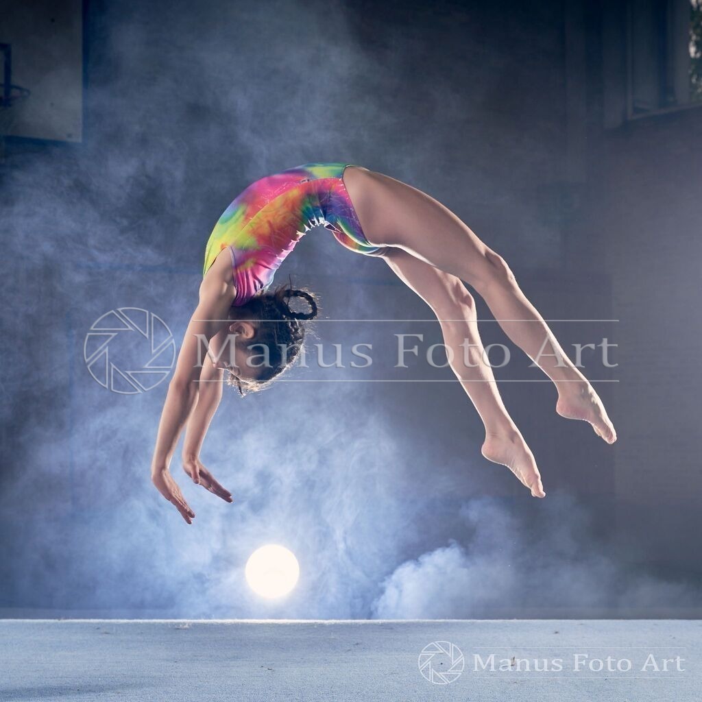 B-DSC00596 | Professionelle Sportfotografie in Hamburg, Schleswig-Holstein und Niedersachsen – spezialisiert auf Rhönrad, Geräteturnen, Leistungsturnen und rhythmische Sportgymnastik. Bundesweite Begleitung von Rhönrad-Events. Jetzt Sport-Fotos - Realisiert mit Pictrs.com