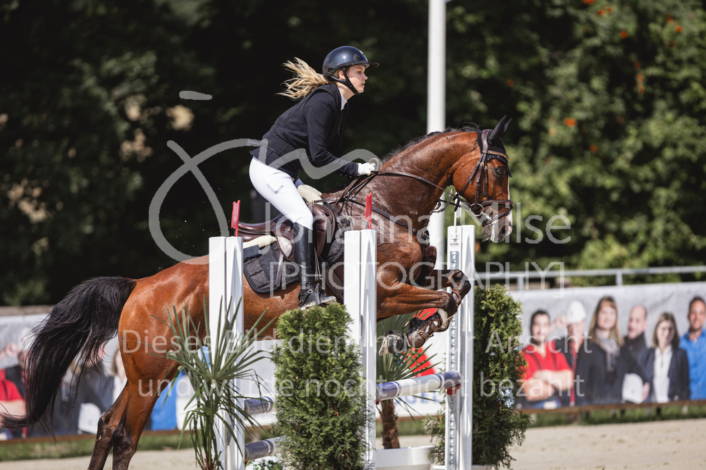 240711_BHO_Friendship-331 | Deine schönsten Turniermomente als professionelle Fotos! Entdecke hochwertige Pferdesport-Fotografie im Online-Shop. Jetzt Fotos finden & bestellen!