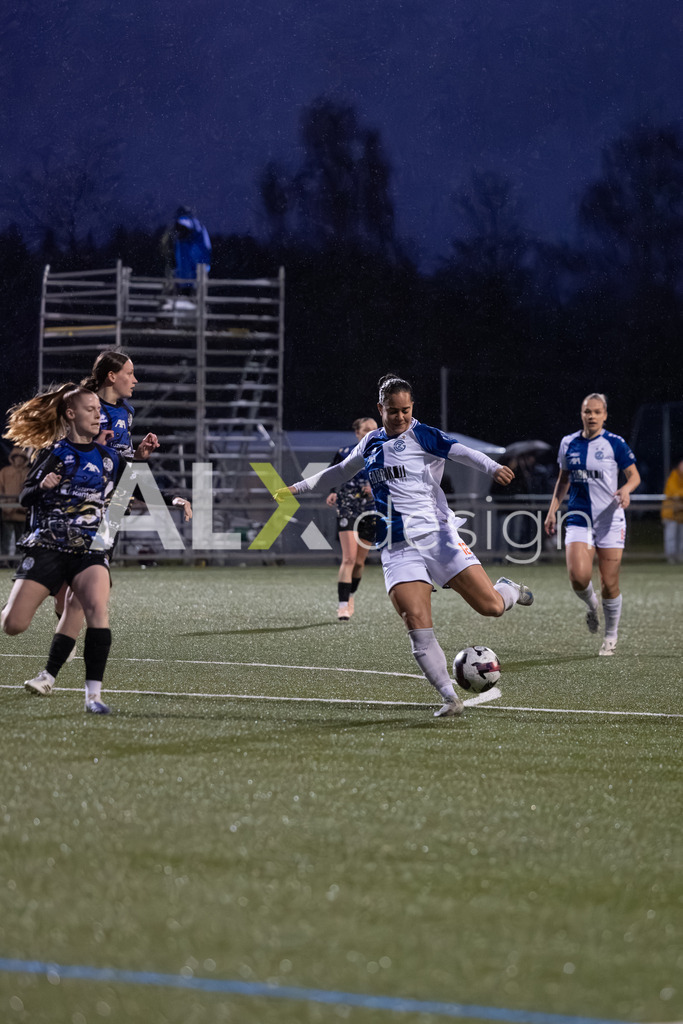 Fußball I Frauen I Saison 2025-2026 I AXA Women's Super League | Women I 14. Spieltag I Grasshoppers Club Zürich - FC Luzern I 14.02.2026 | 12 Kayla McKenna (JM) (GC Zürich) – Angriff - Realisiert mit Pictrs.com