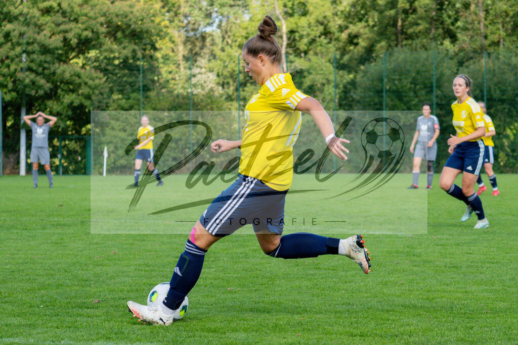 20260906_RULSVK_0090 | Fußball, Frauen:   beim Spiel der Kreisliga zwischen SG Rulle/Haste vs. SV Kettenkamp am 06.09.2026 im Stavermann-Sportpark in Rulle/Wallenhorst, Deutschland.(Foto von Nico Paetzel) - Realisiert mit Pictrs.com