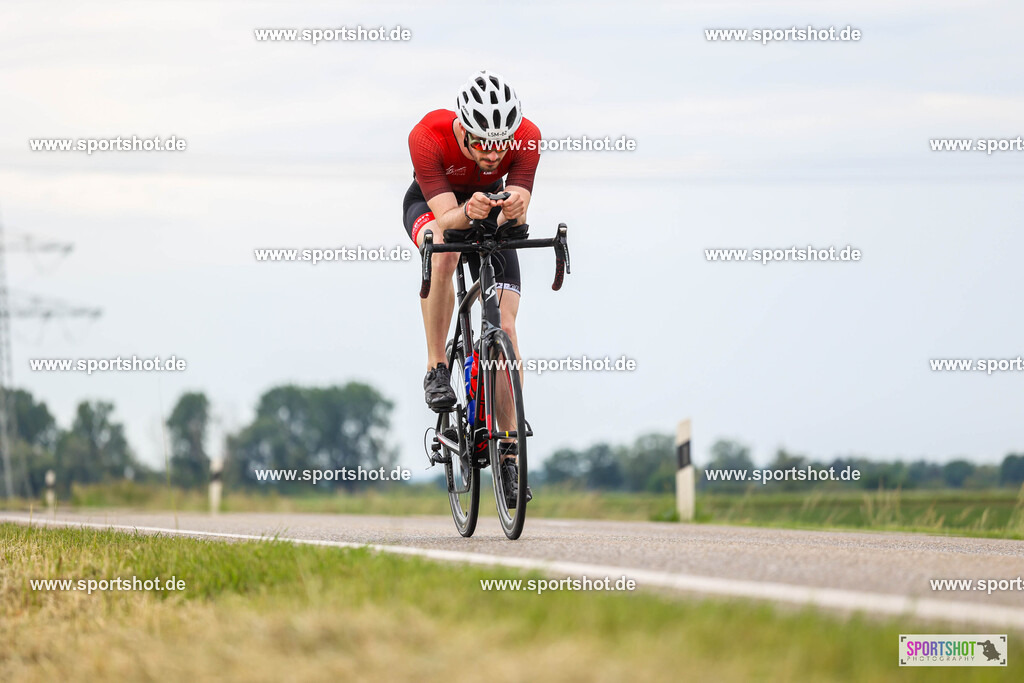 BR8A5891 | Stadttriathlon Erding 2025. #yourpictrs #sportshot_your_pictrs @Sportshotphotography #stadttriathlonerding Copyright: www.sportshot.de