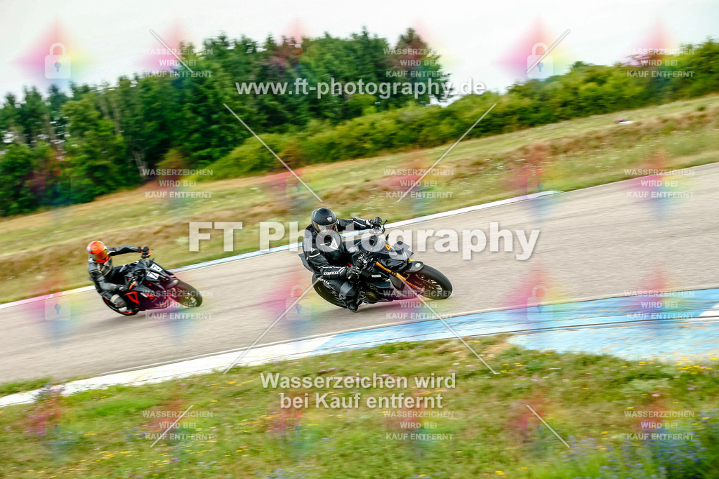 Chambley Juli-1183 | Hier findet Ihr Bilder von Touristenfahrten auf der Nürburgring Nordschleife oder von anderen Veranstaltungen die ich besucht habe. Viel Spass beim Durch Schauen 