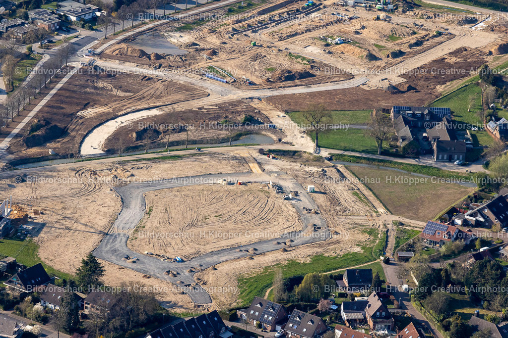 Luftbilder Geldern-9348 | Luftbild Baustelle mit Erschließungs - und Erdaufschüttungs- Arbeiten an der Dreihöfeweg, Grunewaldstraße, Baugebiet „Lüssfeld“ in Geldern im Bundesland Nordrhein-Westfalen, Deutschland - Realisiert mit Pictrs.com