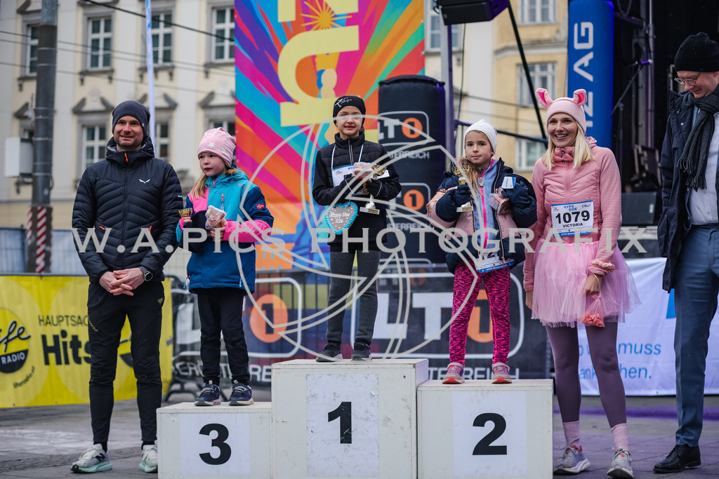SILVESTERLAUF LINZ 25 | Linz, AUSTRIA, 31. Dezember 25, TRIRUN SILVESTERLAUF LINZ 25 , Image shows: 
Photo: WAPICS / BINDER Manuel