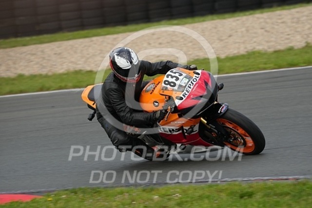 2024_06_21_PBK_23756 | Sportfotografie; SlowMotion; Video; Rennstrecke; Hafeneger; Speer; Racing; RSE; BMW; CBO; Trackday; Motorsportarena; Hockenheimring; Brno; Most; Barcelona; Valencia