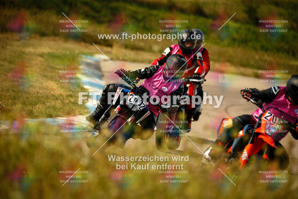 _MOT6606 | Hier findet Ihr Bilder von Touristenfahrten auf der Nürburgring Nordschleife oder von anderen Veranstaltungen die ich besucht habe. Viel Spass beim Durch Schauen 