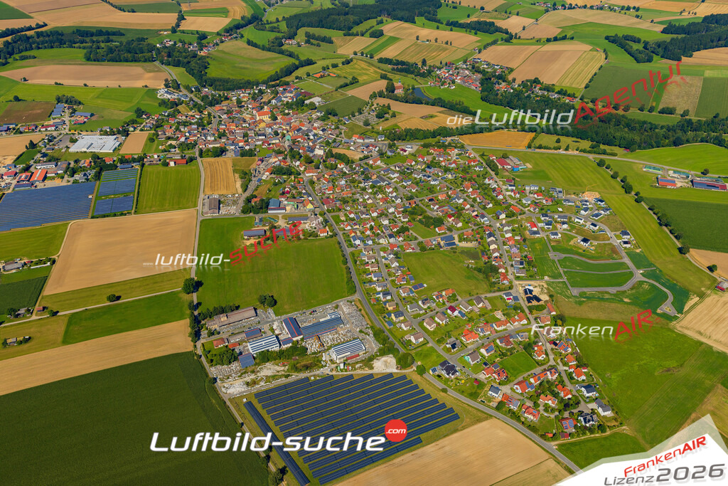 Luftaufnahme von Moosbach Vs Google Maps- Die Luftaufnahme wurde 2025 vom UL-Flugzeug heraus erstellt ( keine Drohne ) - Hochauflösende Luftaufnahme - für professionelle Ausdrucke geeignet. Die Geschenkidee !Mit Lizenz und Bildrechte bestellbar