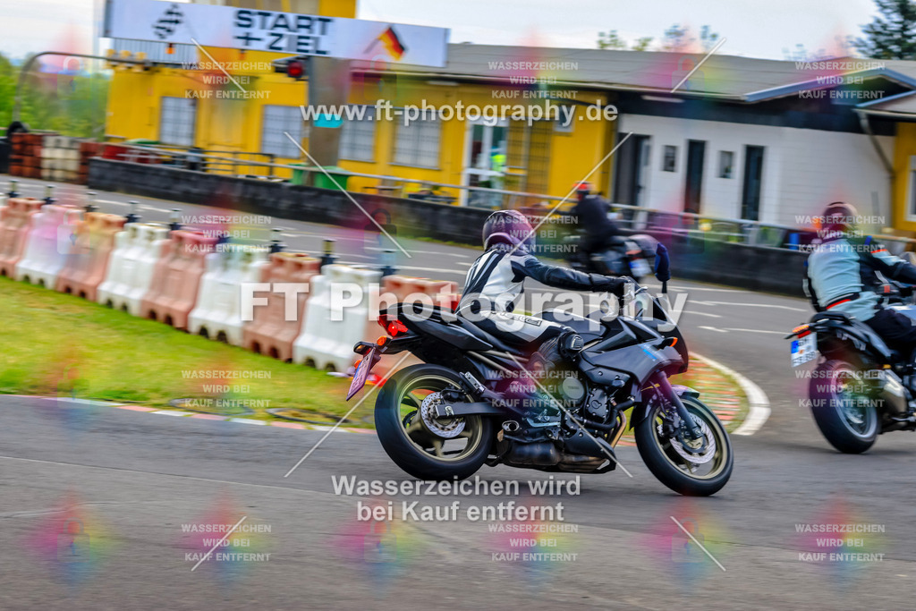_OTO3200 | Hier findet Ihr Bilder von Touristenfahrten auf der Nürburgring Nordschleife oder von anderen Veranstaltungen die ich besucht habe. Viel Spass beim Durch Schauen 